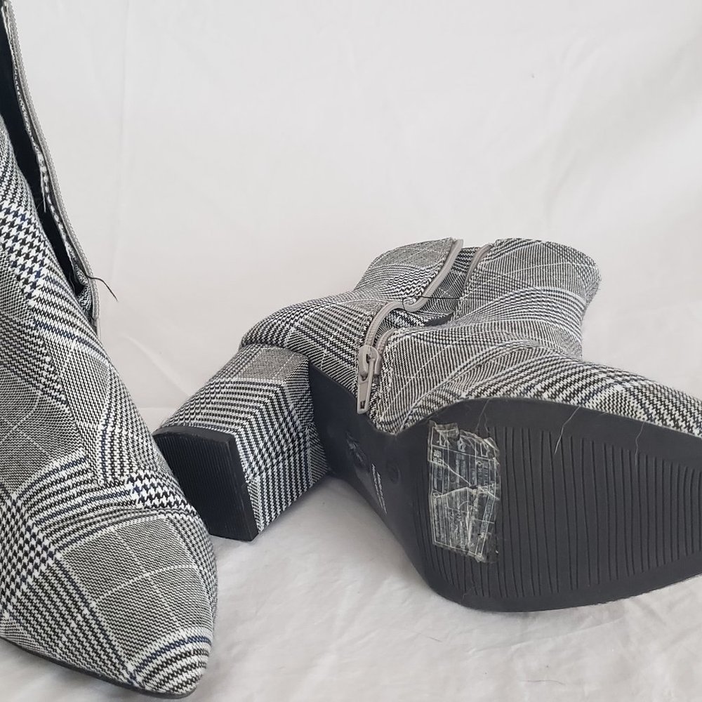 Booties - Picture 2 of 4